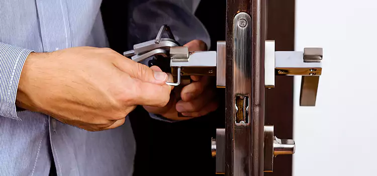 Commercial Door Lock Repair Moscow