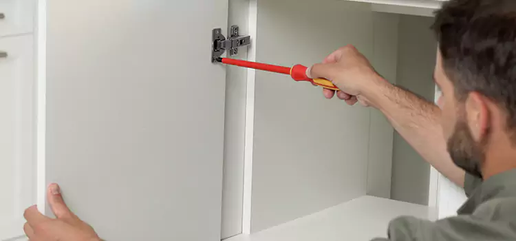 Screen Door Hinge Repair Moscow